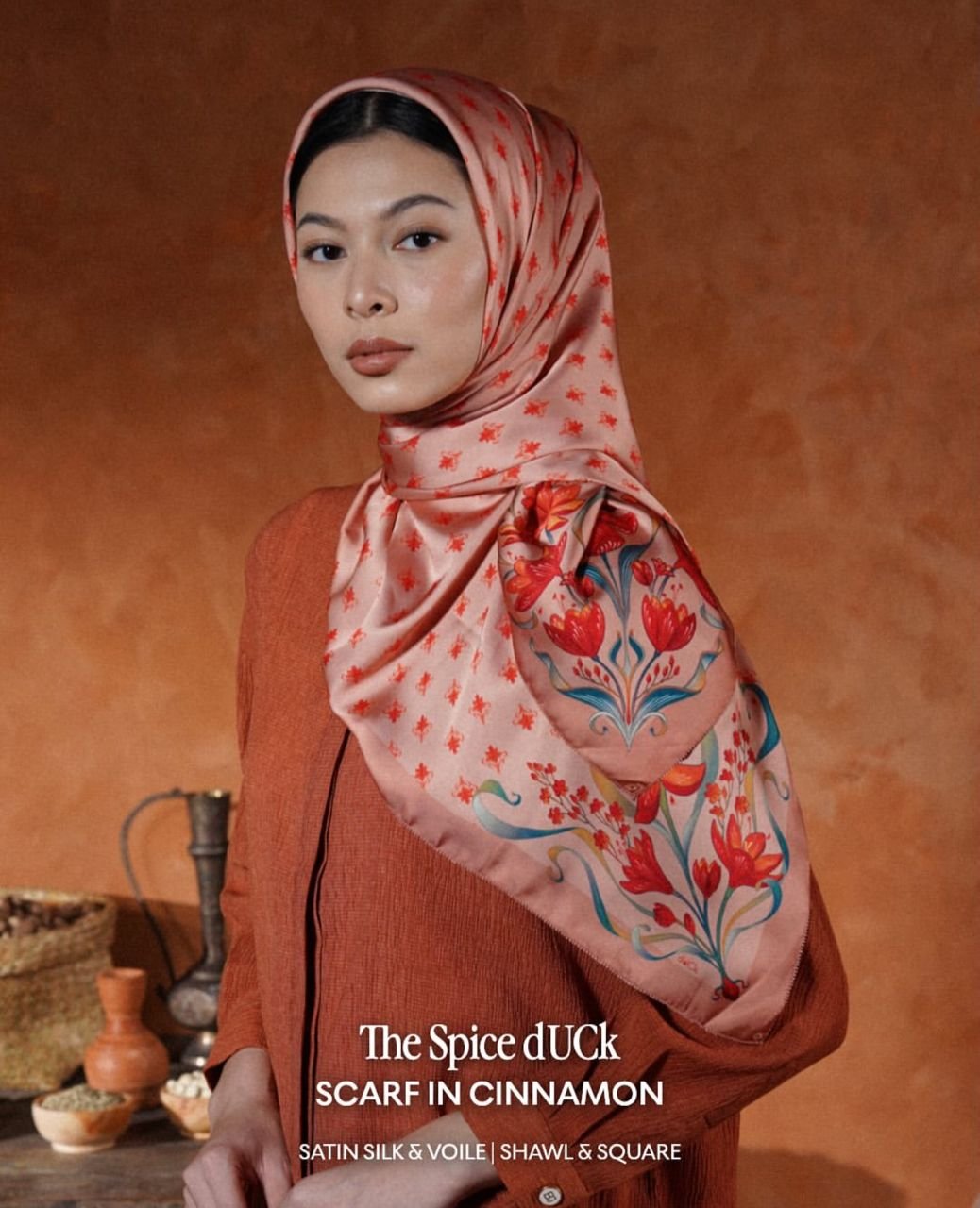 The spice duck square & shawl in cinnamon